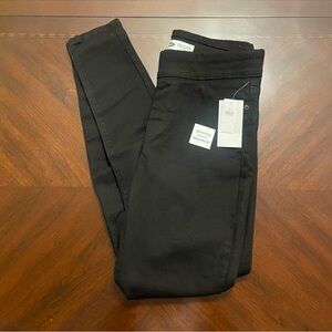 NWT Old Navy Rockstar Super Skinny Black Jeggings